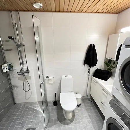 Upea 12 Kerroksen Kaksio Ydinkeskustassa